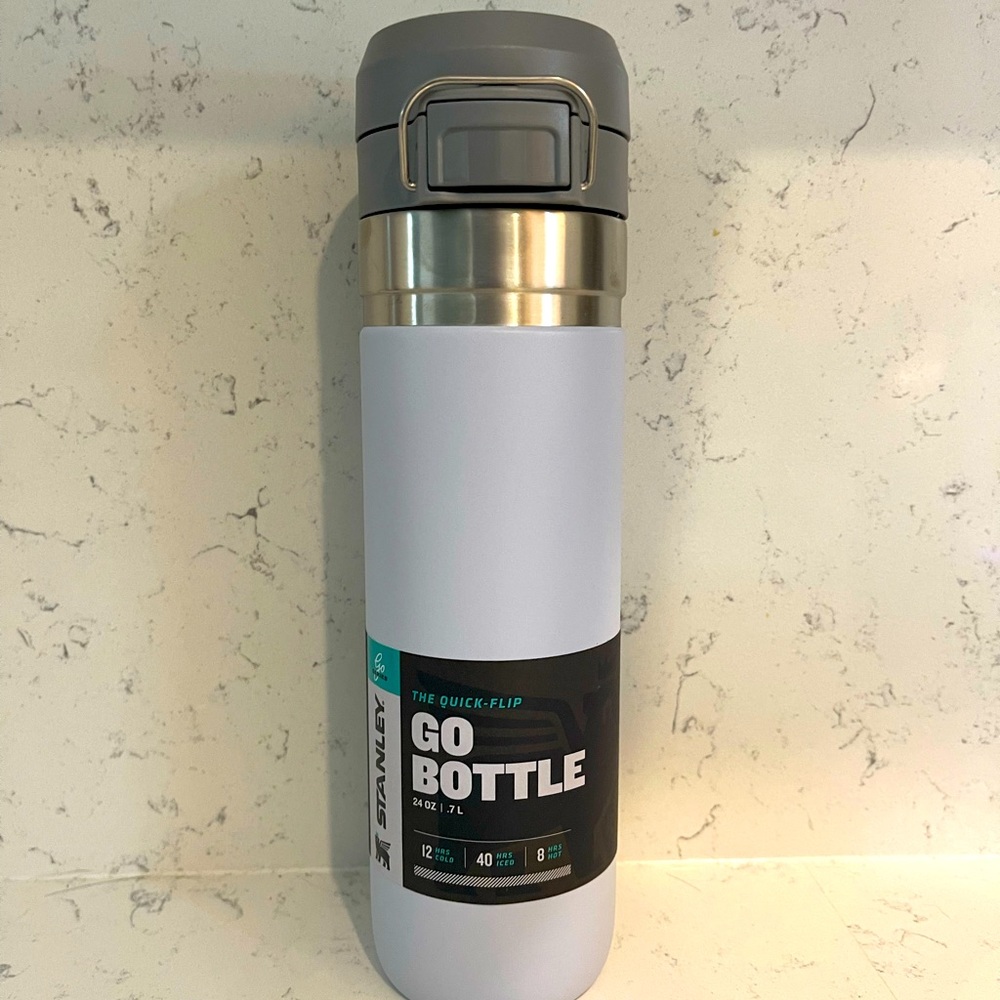 Stanley GO The Quick Flip GO Bottle 24OZ Lilac